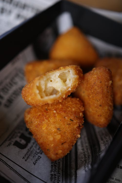 Crispy Mozzarella Pyramids