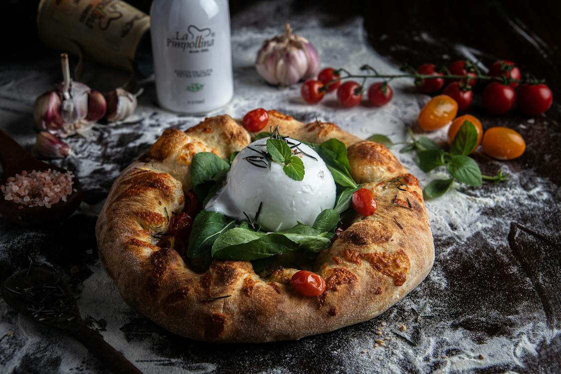 Egg Benedict Bliss Pizza